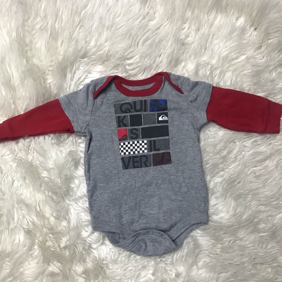 Quicksilver | Cute boys onesie size 12 months - Picture 1 of 3